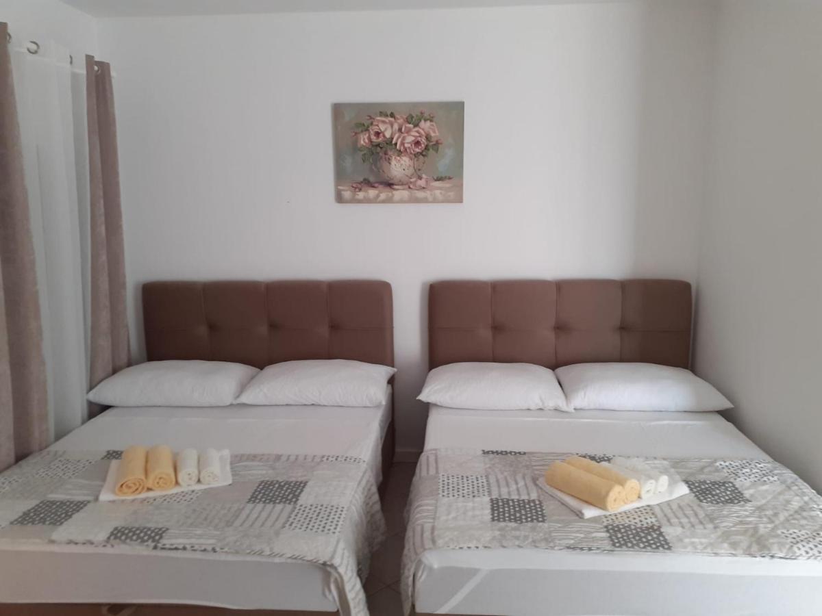 Apartments Vinea Baška Voda エクステリア 写真